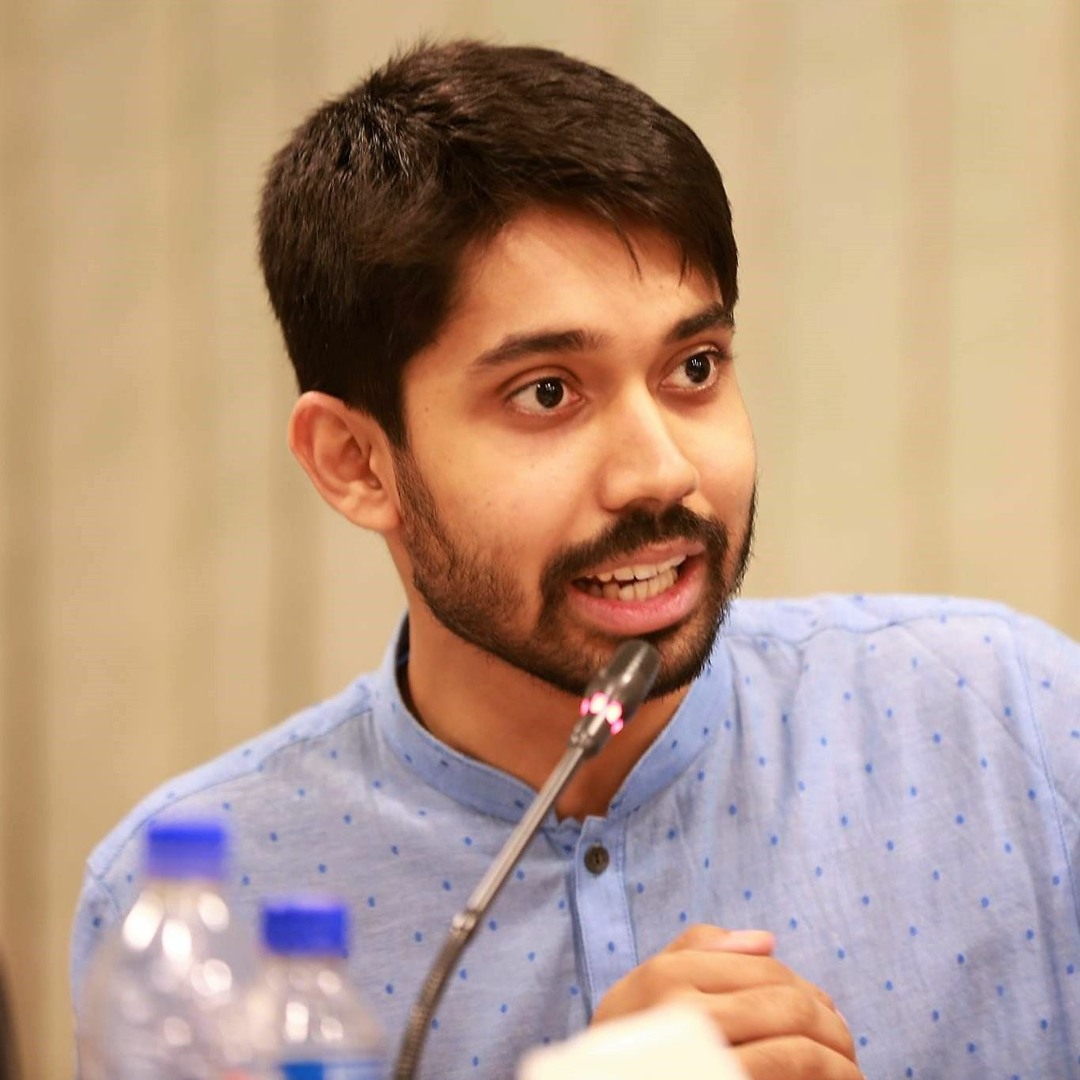 আয়মান সাদিক